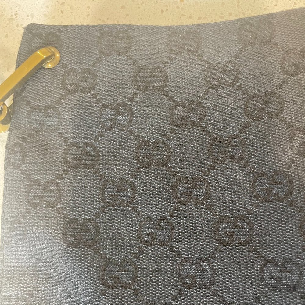 Gucci shoulder bag